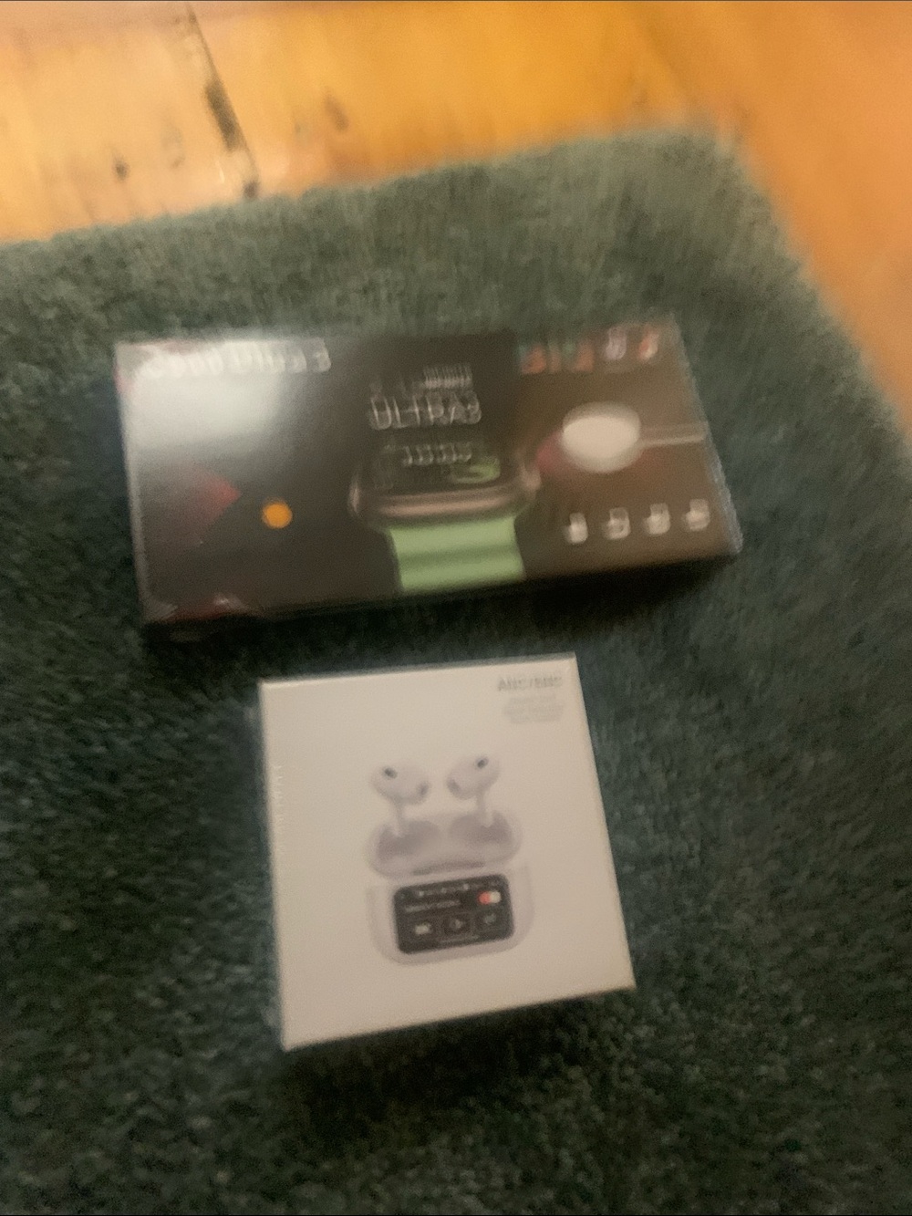 Smartwatch and True Wireless Earbuds Bundle - Black & White